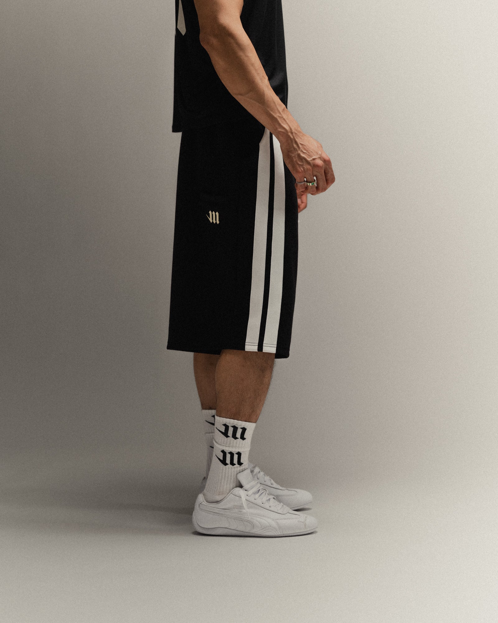 Mega Shorts